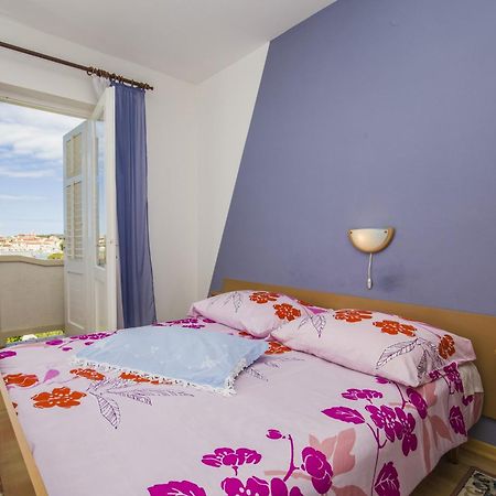 Rooms Padovan Banjol ภายนอก รูปภาพ