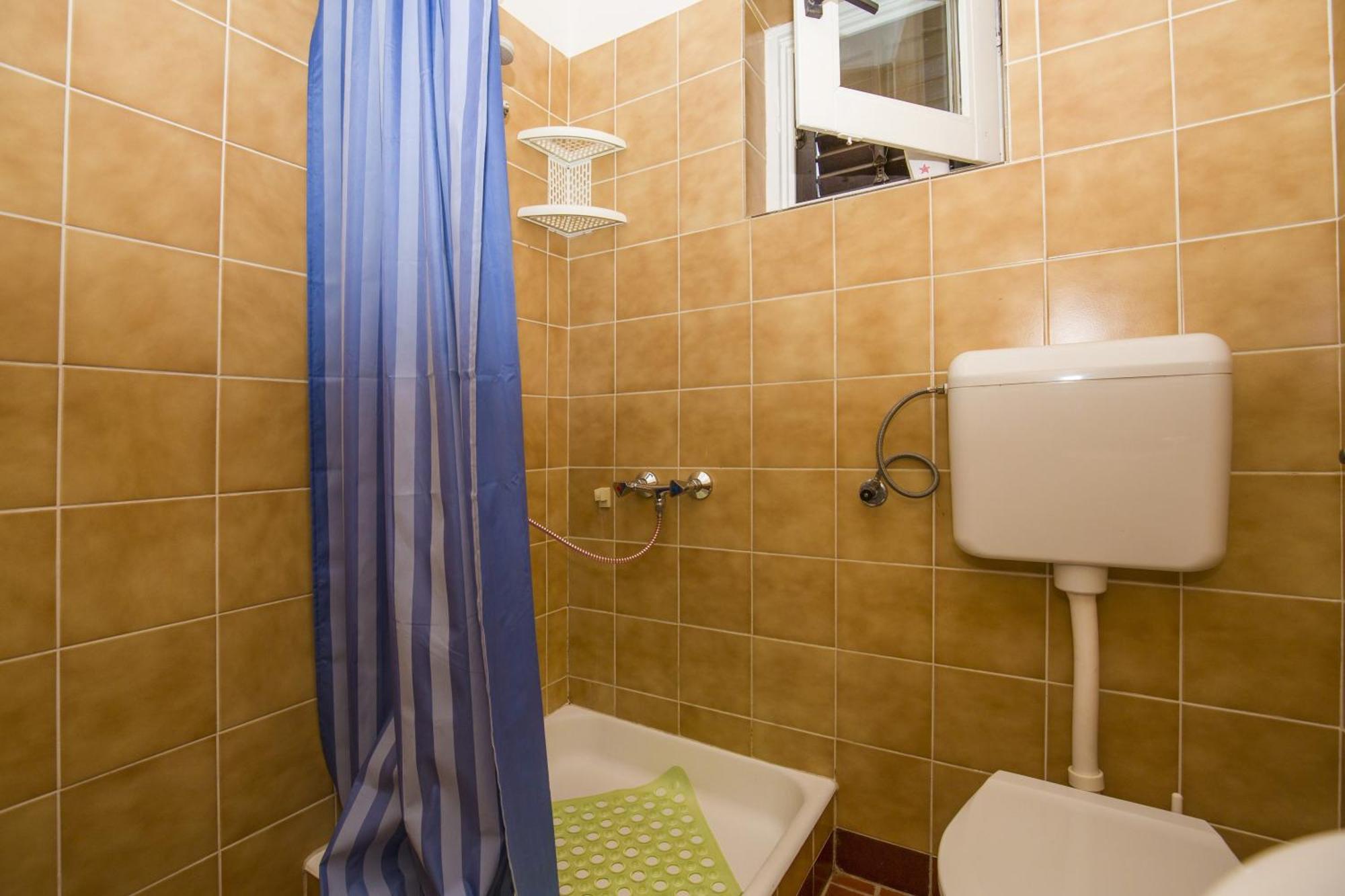 Rooms Padovan Banjol ภายนอก รูปภาพ