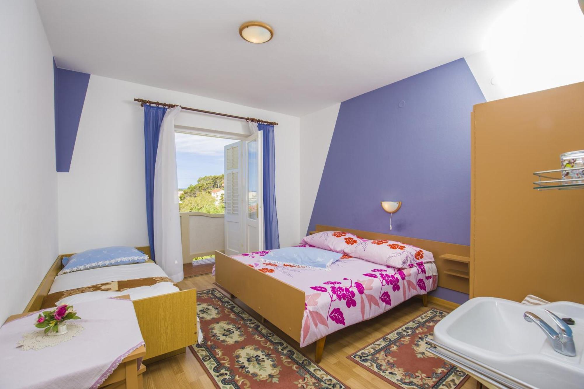 Rooms Padovan Banjol ภายนอก รูปภาพ